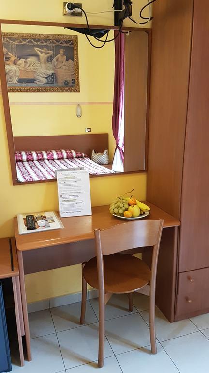 Soggiorno Comfort Рим Екстериор снимка