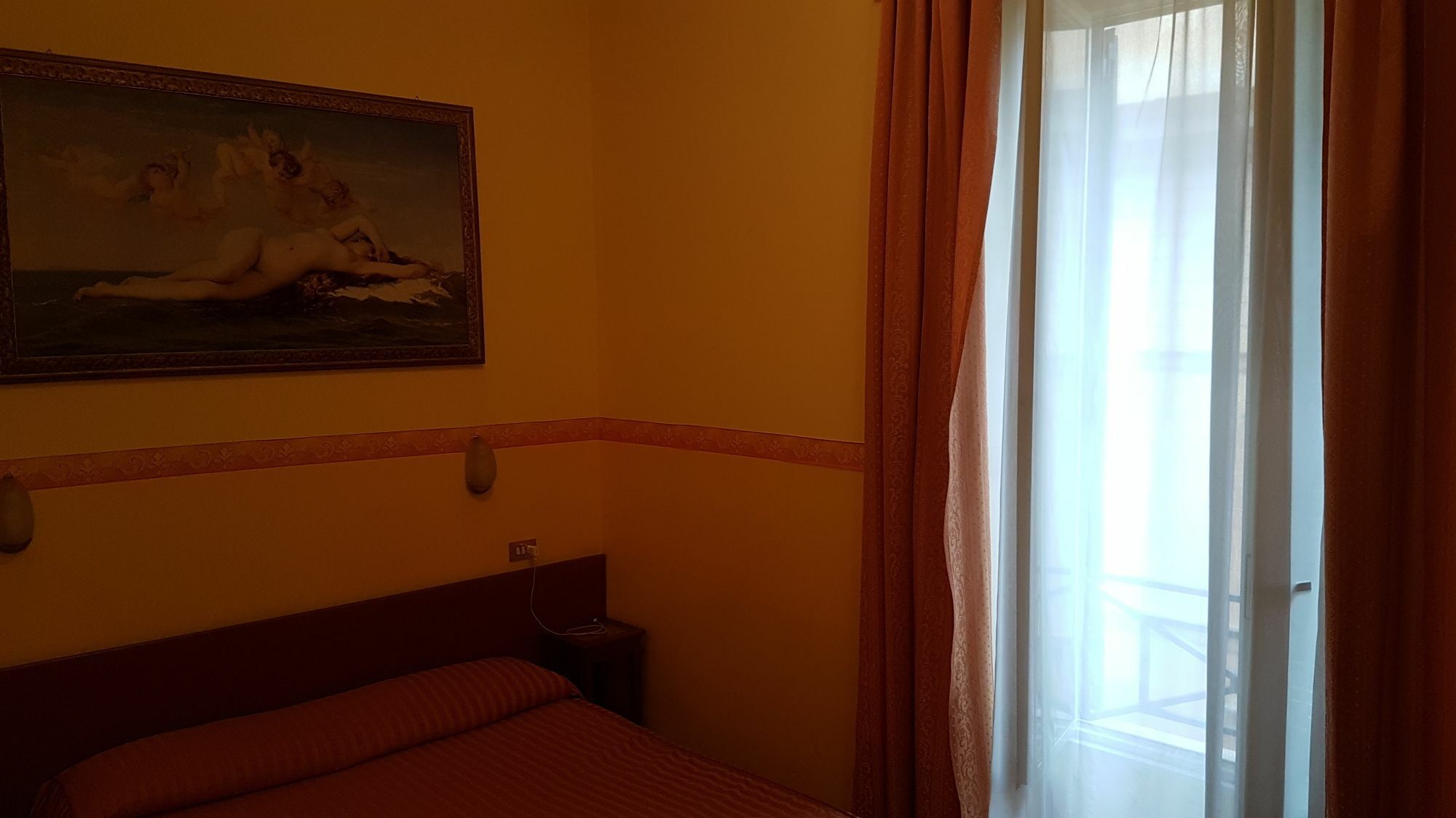 Soggiorno Comfort Рим Екстериор снимка